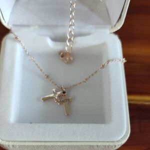 Elegant Gold Cross Pendant Necklace